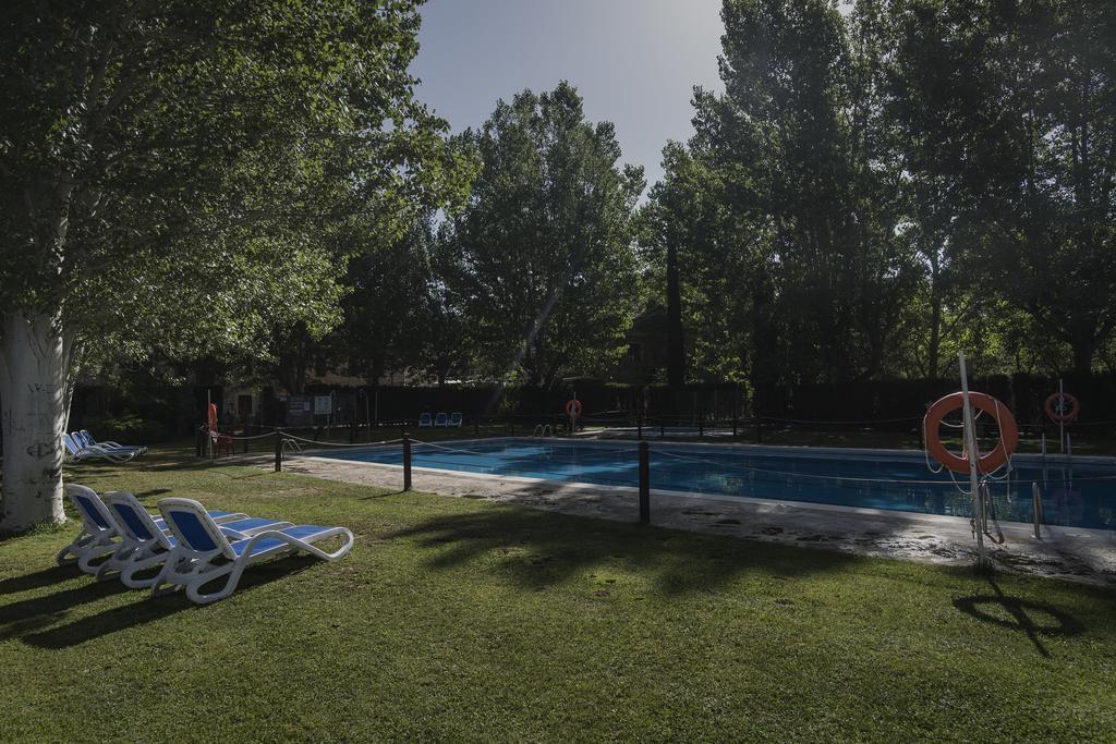 Camping & Bungalows Ligueerre De Cinca Exterior photo